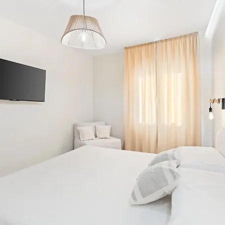 Sofi Luxury 3* Iglesias