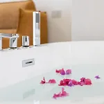 Sofi Luxury Iglesias