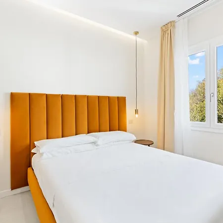 Sofi Luxury 3* Iglesias