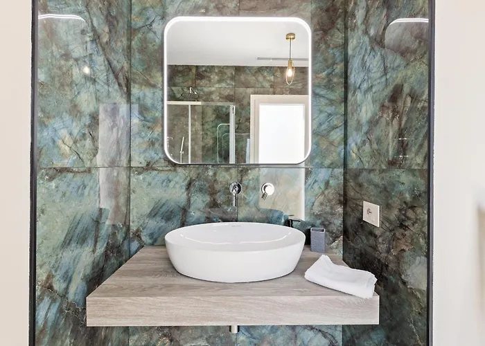 Sofi Luxury 3* Iglesias