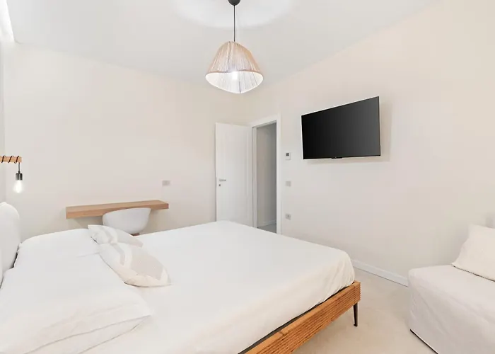 Sofi Luxury 3* Iglesias